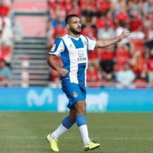 体育平台-他意外成上港烫手山芋！租不出去又无法出战中超，曾是球队主力