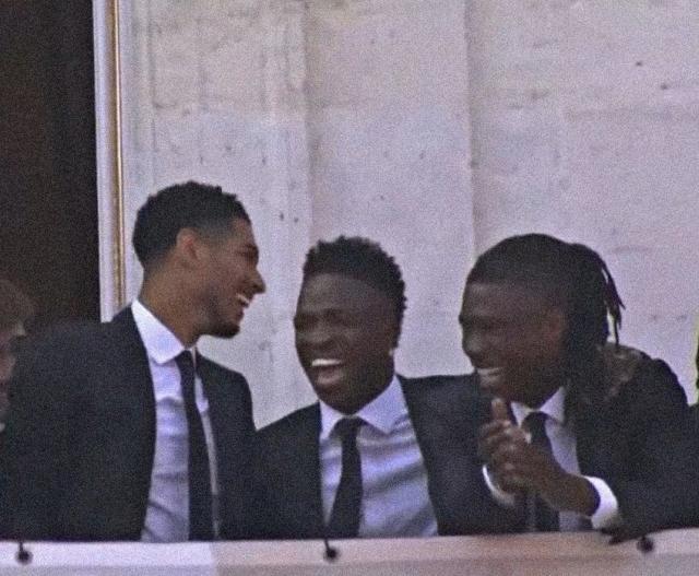 1715514240489021107.jpg 1715514231344.jpg